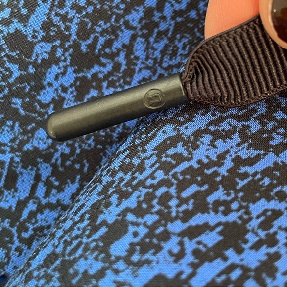 Lululemon Hit It Short Cerulean Blue size 4 - Picture 8 of 13